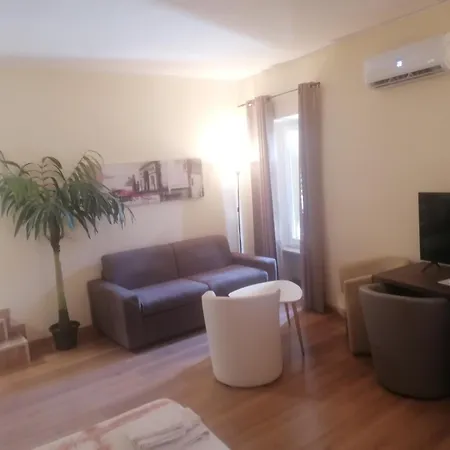 Ξενοδοχείο Lonatino